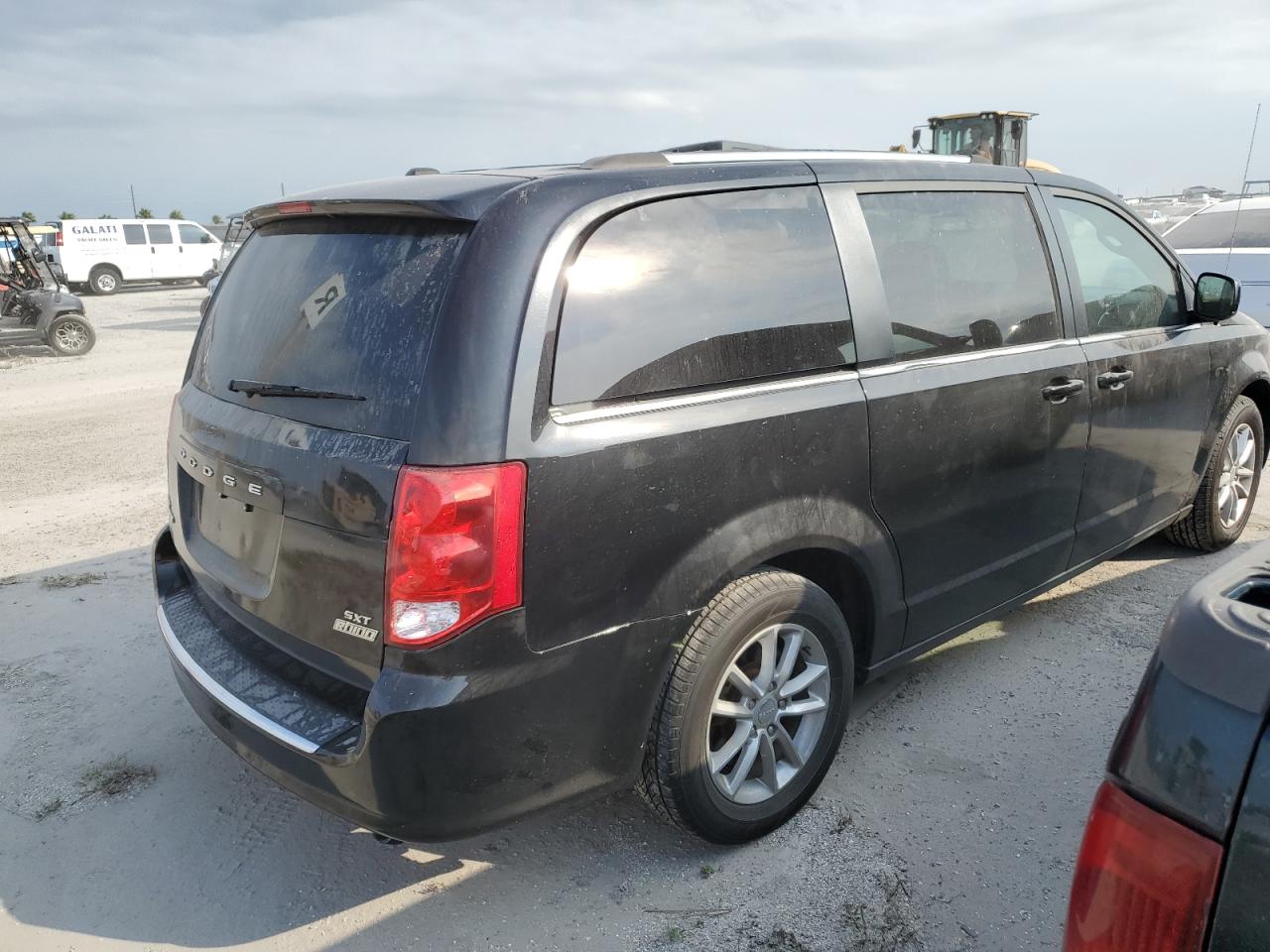 2020 Dodge Caravan VIN 2C4RDGCG7LR194470 Copart auction photo, water/flood damage thumbnail 3