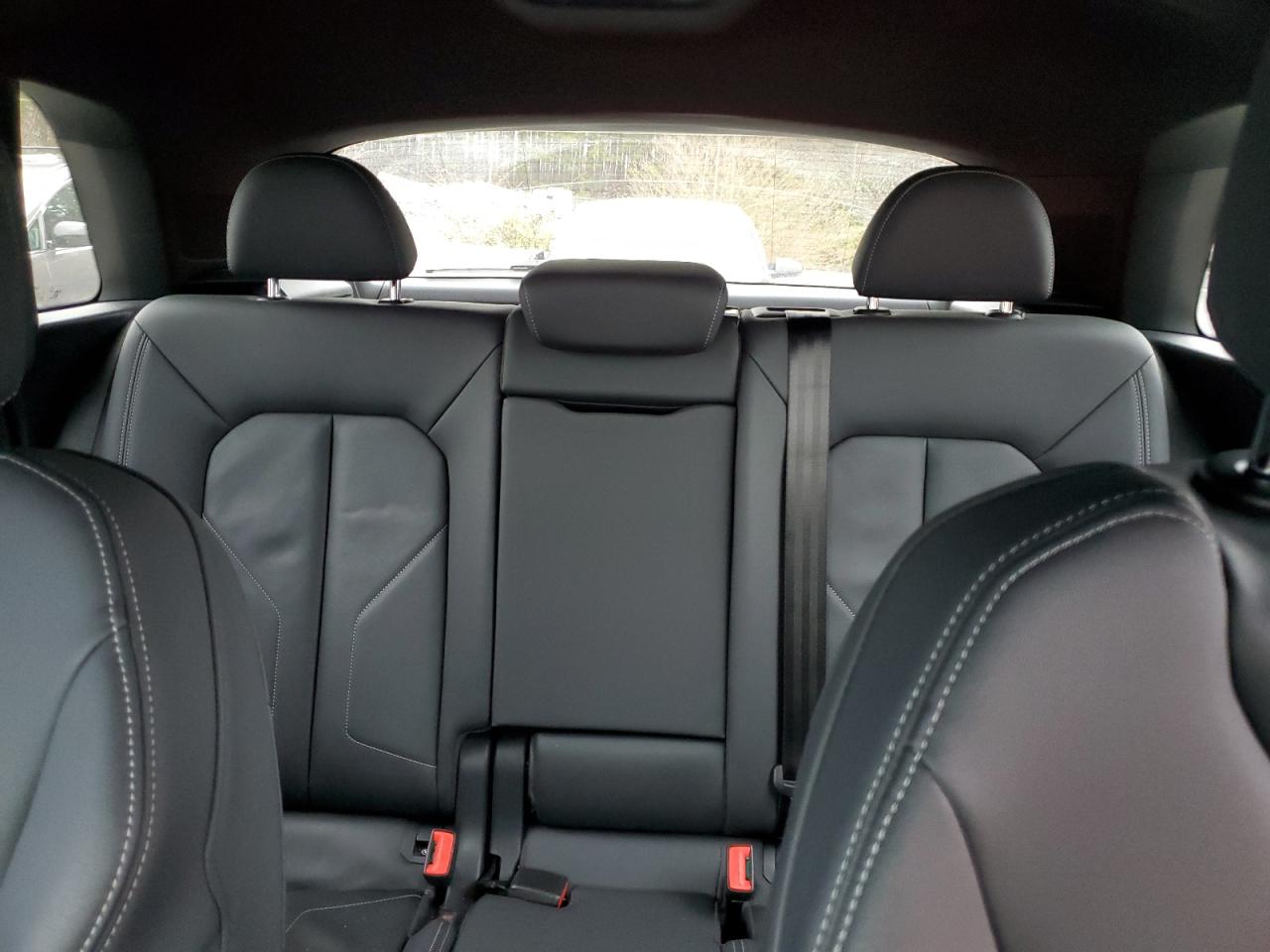 2019 Audi Q3 VIN WA1EECF30K1067764 Copart auction photo, mechanical / minor dent/scratches damage thumbnail 10