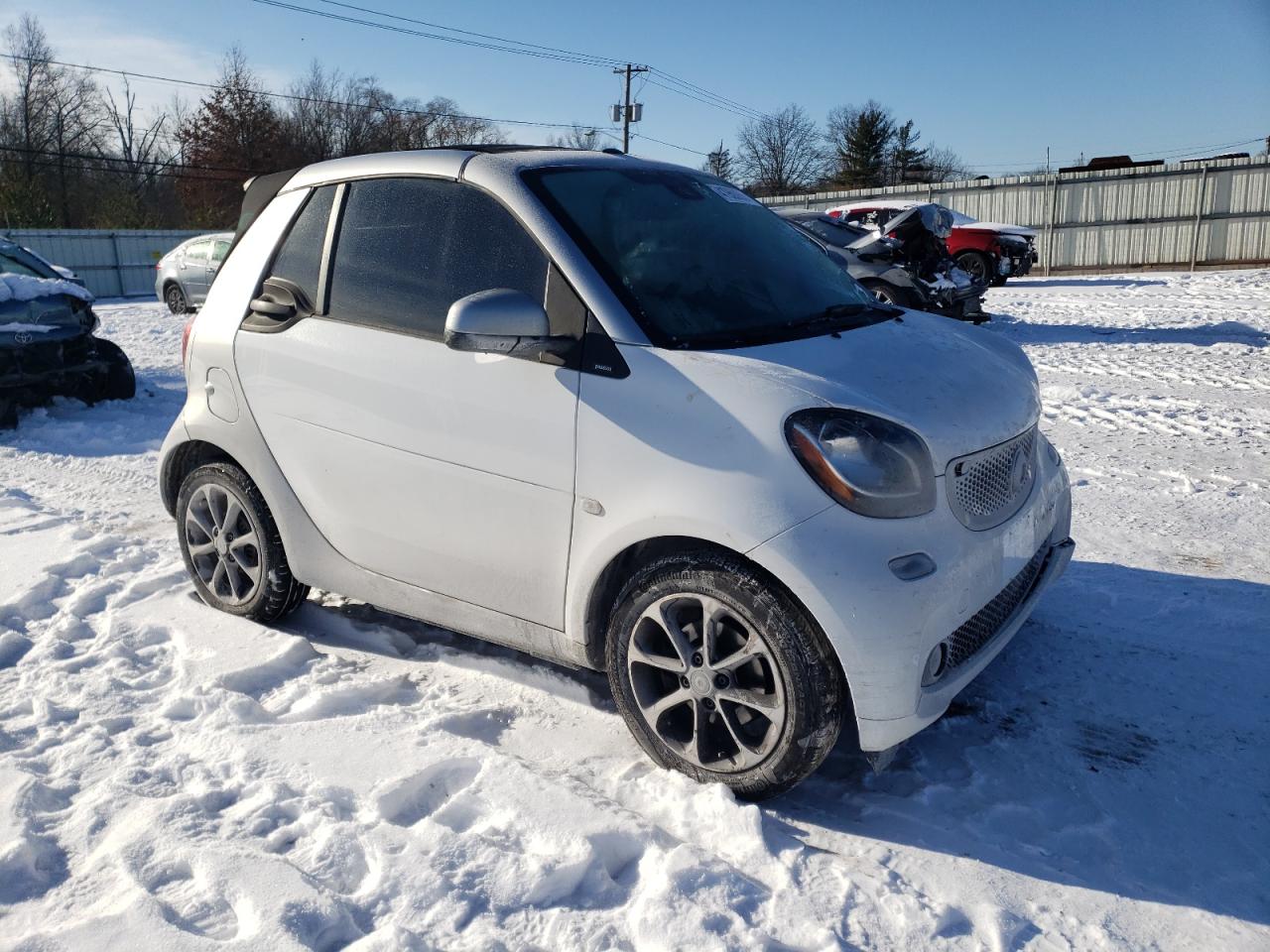 2017 Smart Fortwo VIN WMEFK5DA6HK153469 Copart auction photo, front end damage thumbnail 4