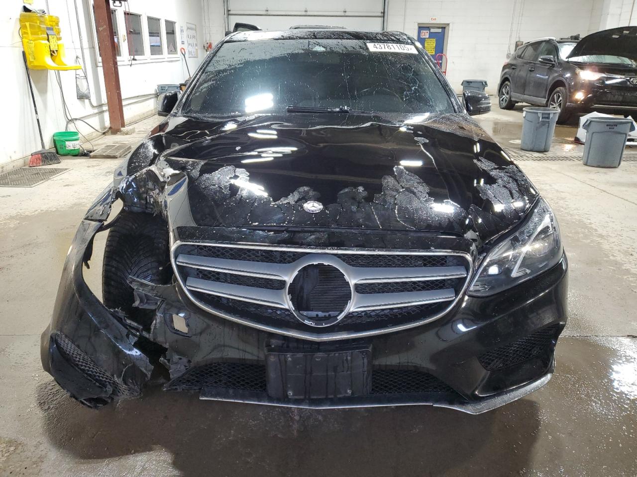 2014 Mercedes-Benz E-klasse VIN WDDHF8JB9EA870515 Copart auction photo, front end / rear end damage thumbnail 5