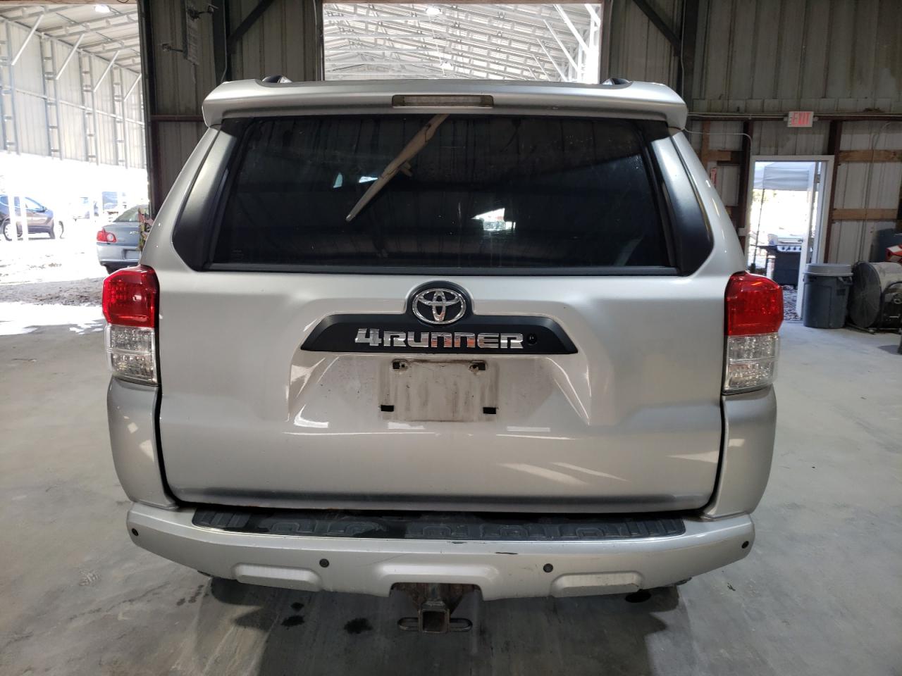 2010 Toyota 4Runner VIN JTEBU5JR1A5005263 Copart auction photo, front end / minor dent/scratches damage thumbnail 6