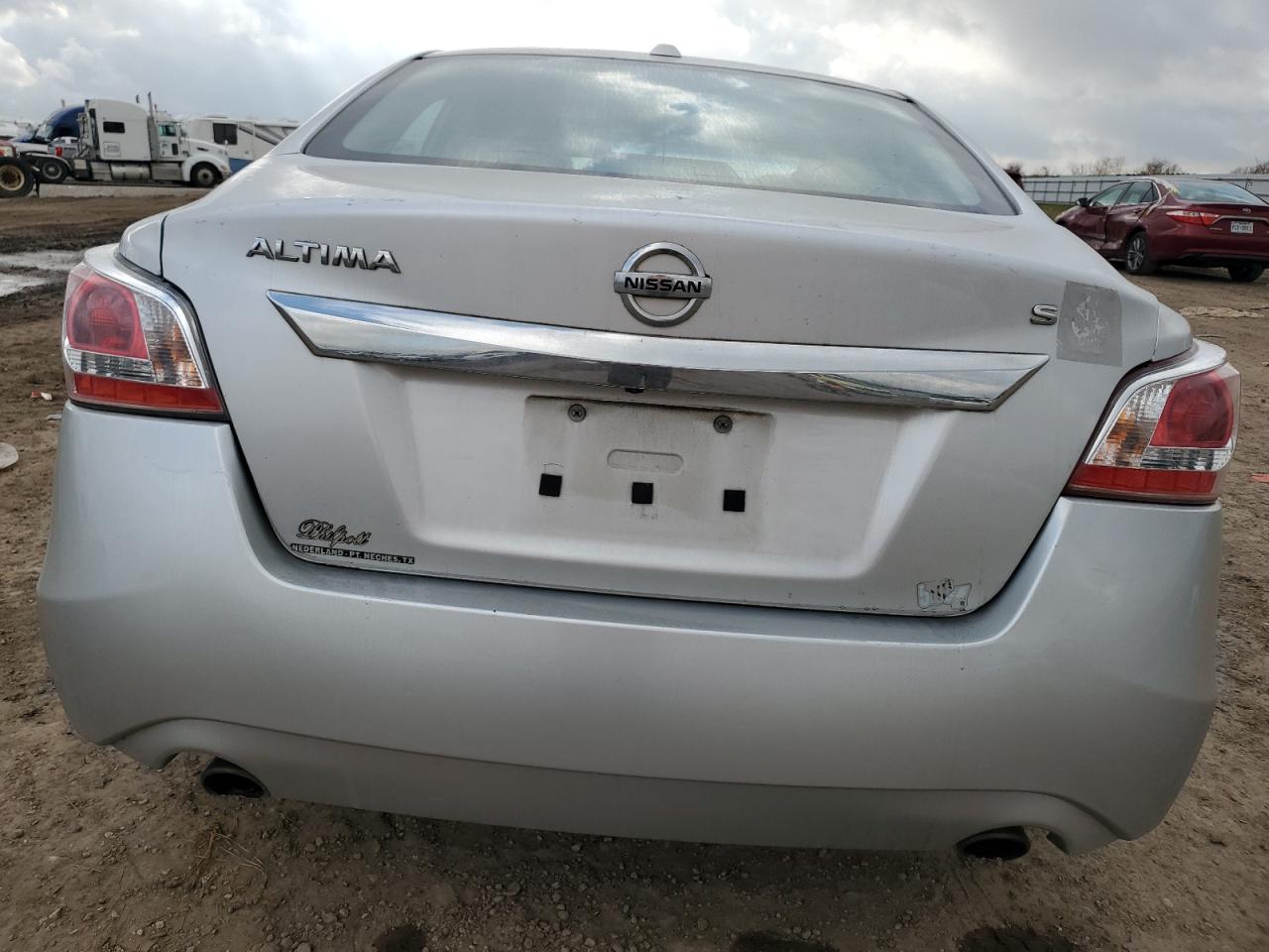 2015 Nissan Altima VIN 1N4AL3AP9FC286310 Copart auction photo, front end / mechanical damage thumbnail 6