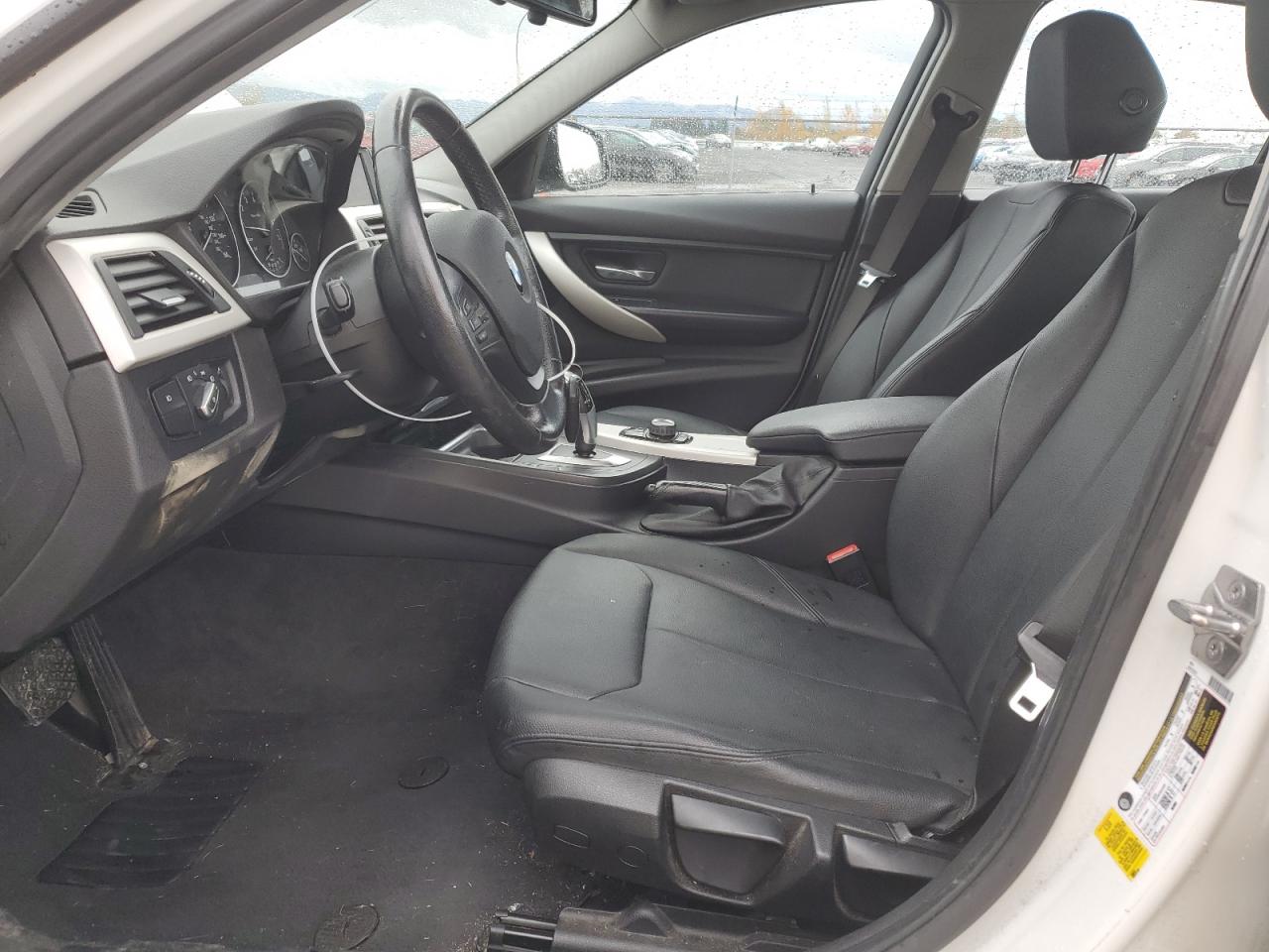 2015 BMW 3er VIN WBA3B1C57FK141114 Copart auction photo, all over damage thumbnail 7