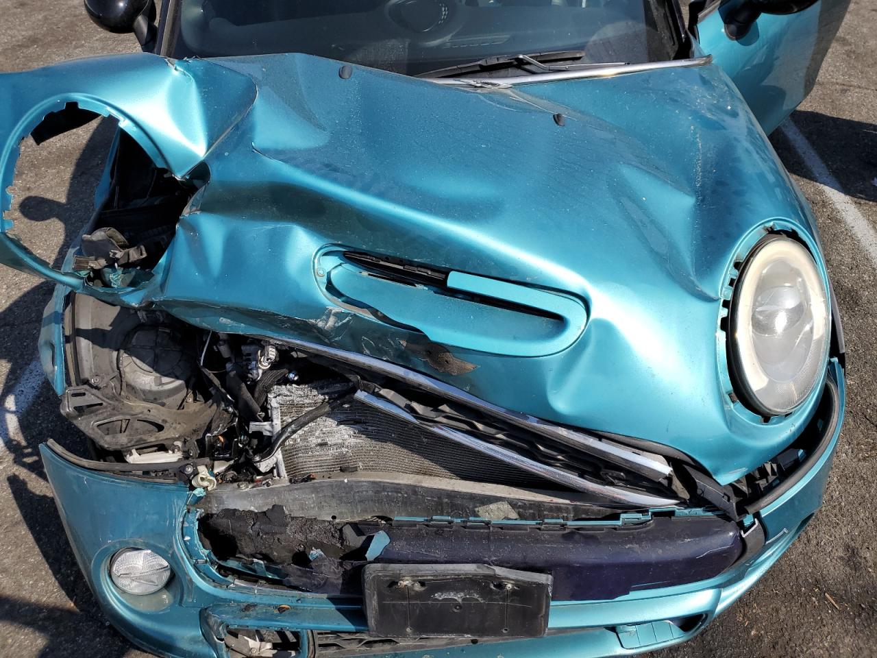 2018 MINI Cooper VIN WMWWG9C5XJ3C82701 Copart auction photo, front end / minor dent/scratches damage thumbnail 13