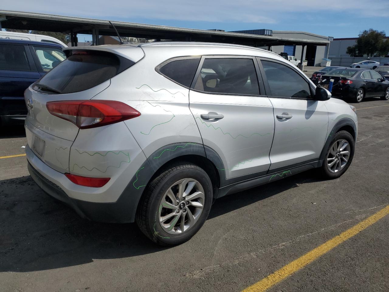 2016 Hyundai Tucson VIN KM8J33A49GU080010 Copart auction photo, vandalism damage thumbnail 3