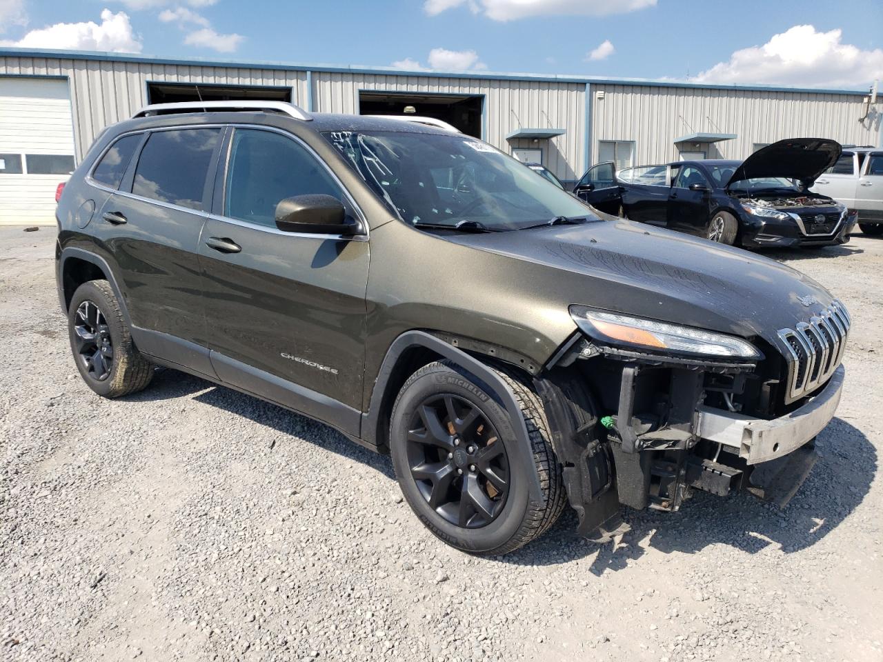 2014 Jeep Grand Cherokee VIN 1C4PJLCBXEW302281 Copart auction photo, front end / side damage thumbnail 4