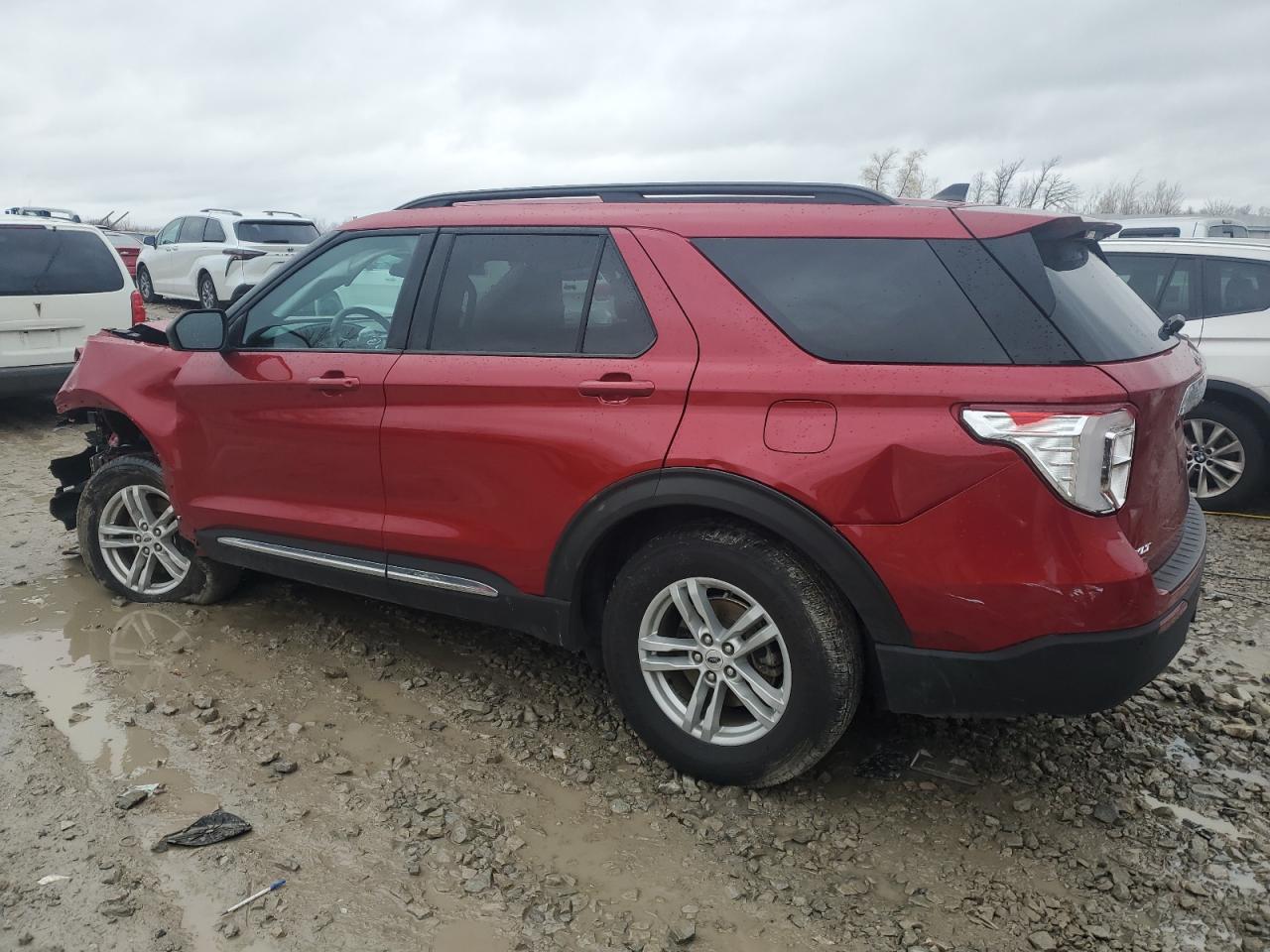 2021 Ford Explorer VIN 1FMSK8DH4MGB58352 Copart auction photo, front end damage thumbnail 2
