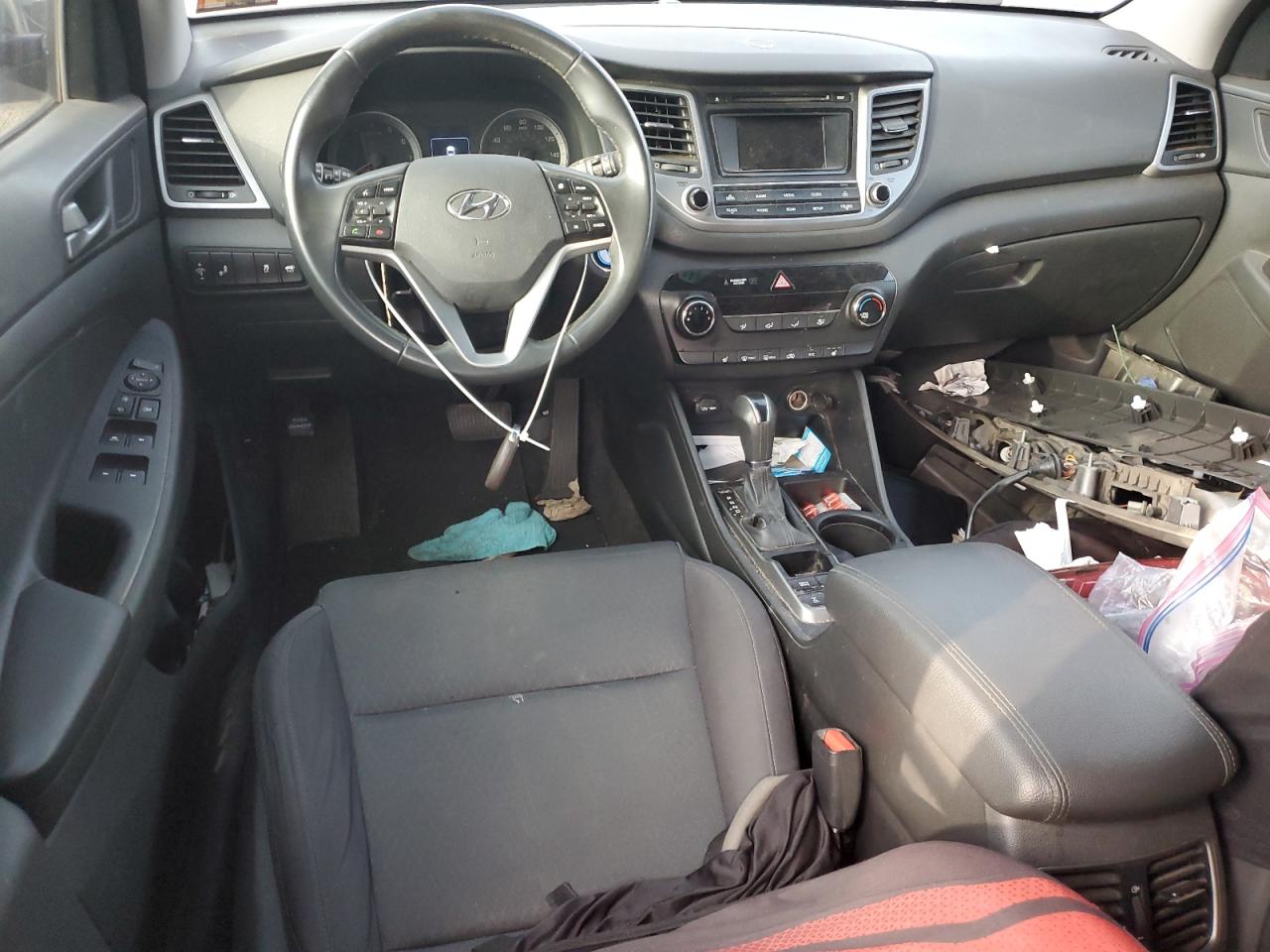 2017 Hyundai Tucson VIN KM8J3CA28HU537423 Copart auction photo, biohazard/chemical / rear end damage thumbnail 8