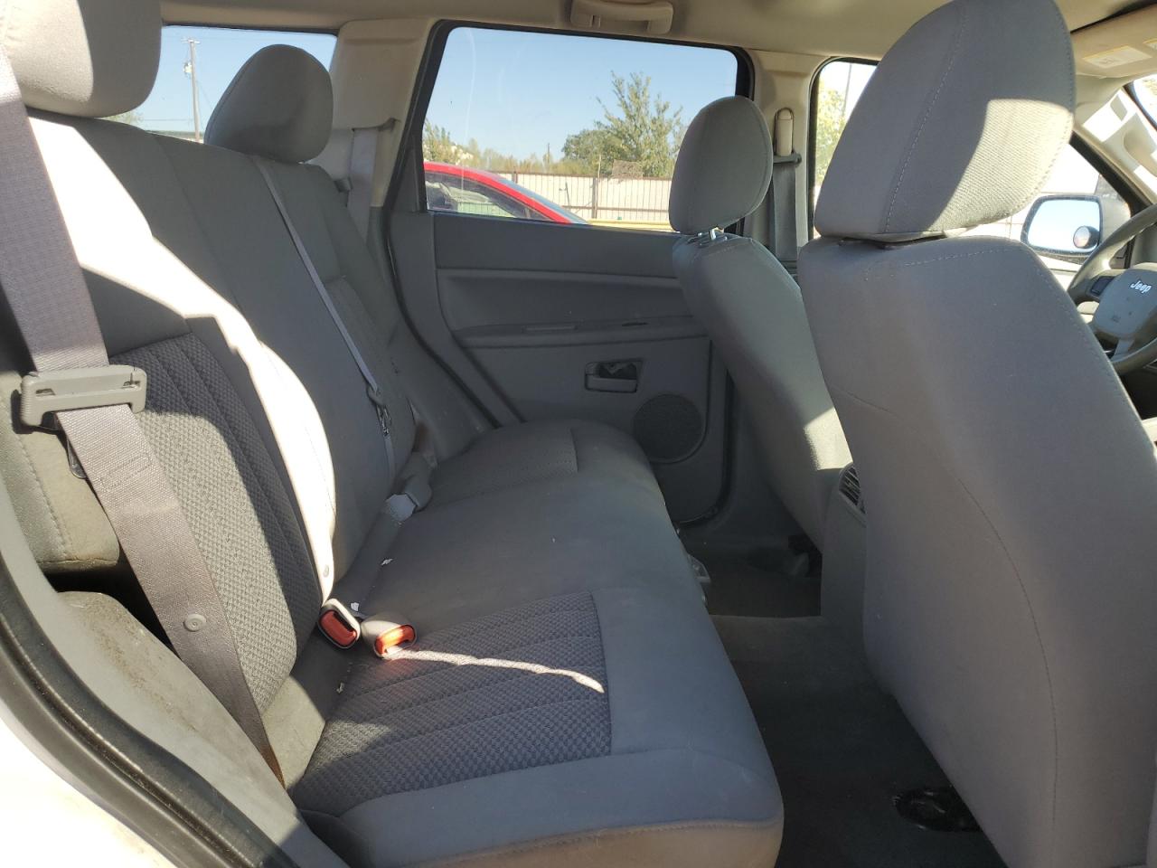 2005 Jeep Grand Cherokee VIN 1J4GS48K95C682981 Copart auction photo, rear end / minor dent/scratches damage thumbnail 11