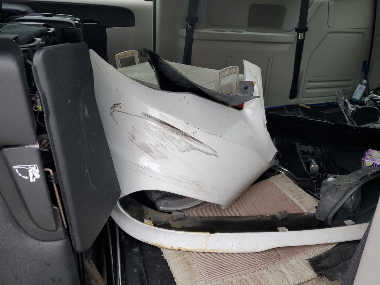 2019 Dodge Caravan VIN 2C4RDGCG1KR656777 Copart auction photo, front end / minor dent/scratches damage thumbnail 14