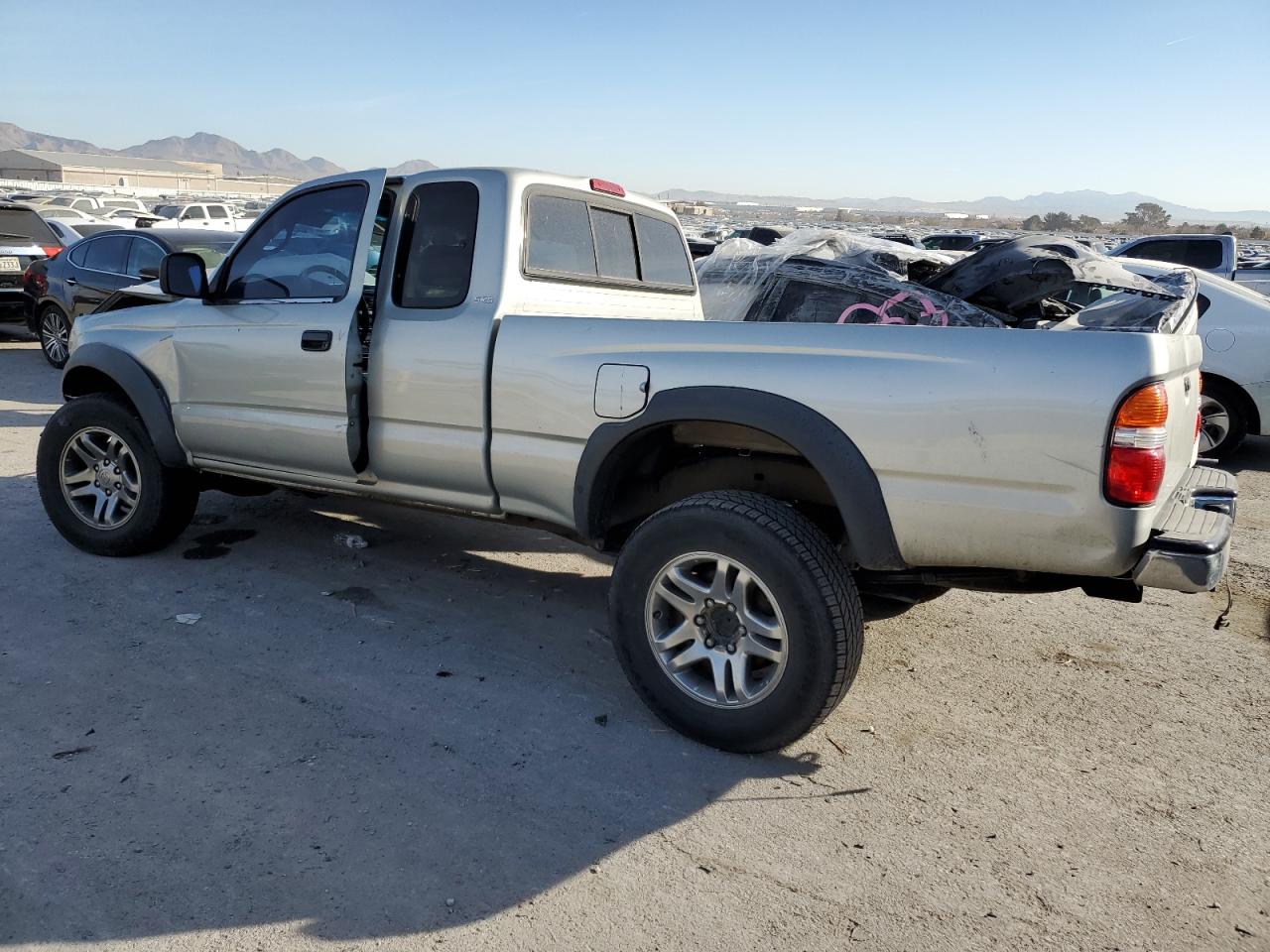 2004 Toyota Tacoma VIN 5TESN92N14Z341744 Copart auction photo, front end damage thumbnail 2