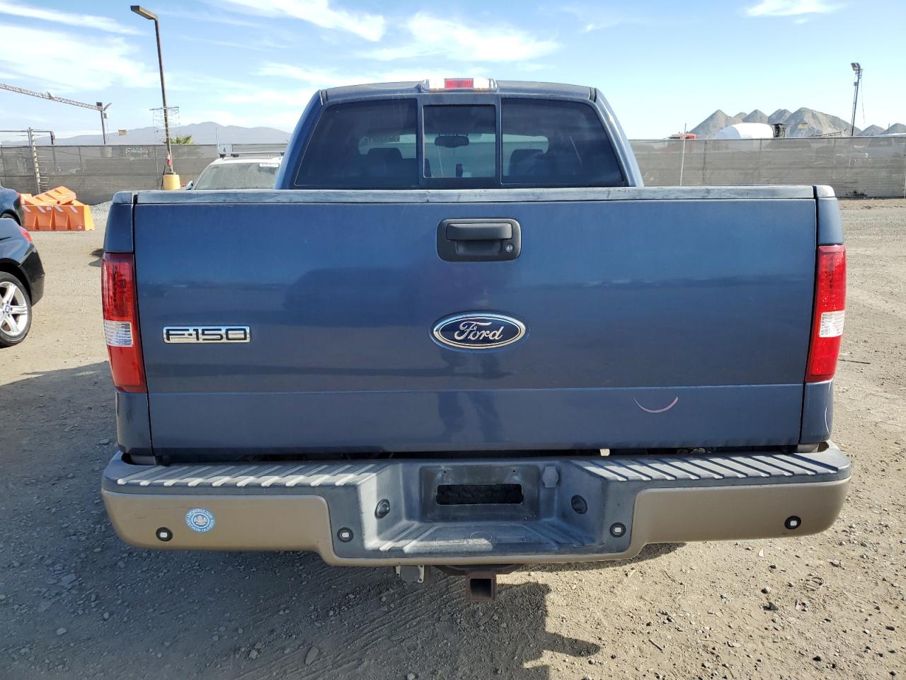 2004 Ford F-150 VIN 1FTPW12554KD77168 Copart auction photo, side / rear end damage thumbnail 6