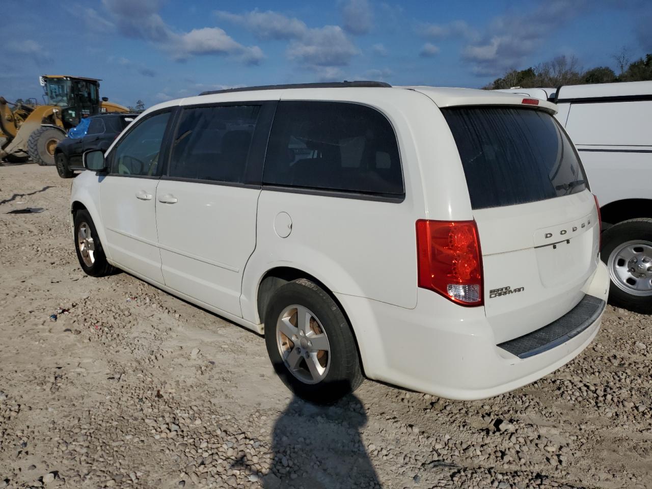 2012 Dodge Caravan VIN 2C4RDGCG5CR255847 Copart auction photo, minor dent/scratches damage thumbnail 2