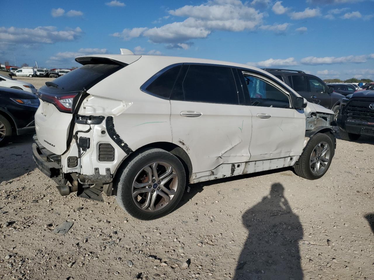 2016 Ford Edge VIN 2FMPK3K89GBB53137 Copart auction photo, all over / minor dent/scratches damage thumbnail 3
