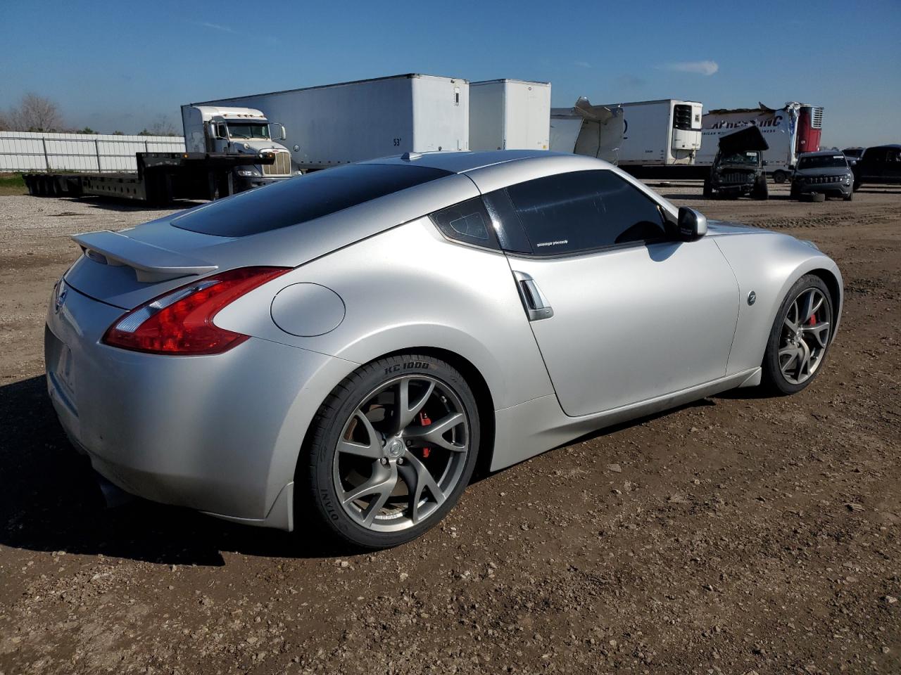 2015 Nissan 370Z VIN JN1AZ4EH9FM444241 Copart auction photo, rear end / minor dent/scratches damage thumbnail 3