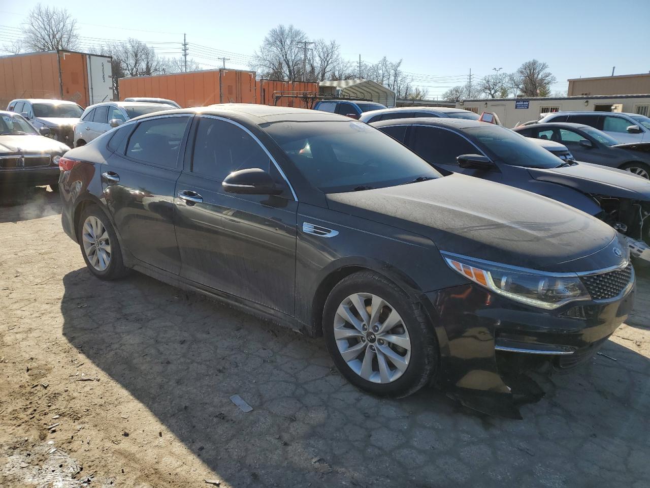 2016 KIA Optima VIN 5XXGU4L37GG048393 Copart auction photo, side / front end damage thumbnail 4