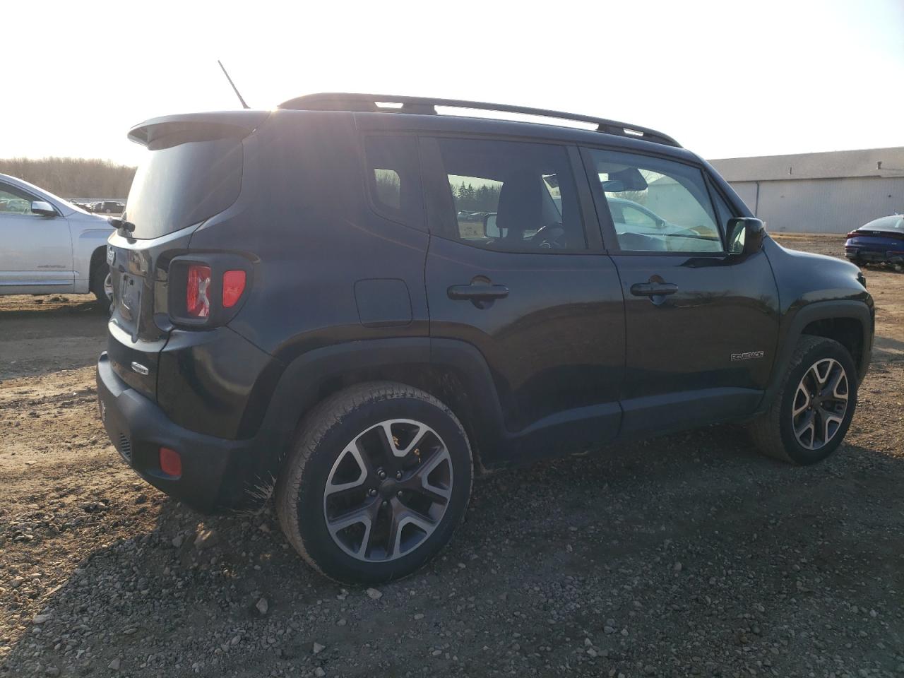 2015 Jeep Renegade VIN ZACCJBBT4FPC46338 Copart auction photo, rear end damage thumbnail 3