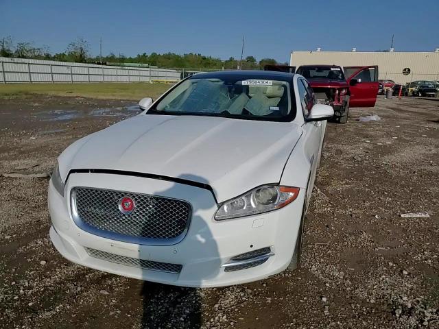 2014 Jaguar XJ VIN SAJWA2GZ3E8V60788 Copart auction photo, front end / minor dent/scratches damage thumbnail 10