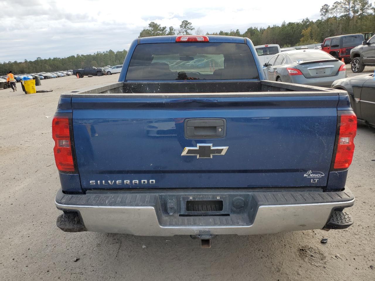 2016 Chevrolet Silverado VIN 3GCUKREC0GG274033 Copart auction photo, all over damage thumbnail 6