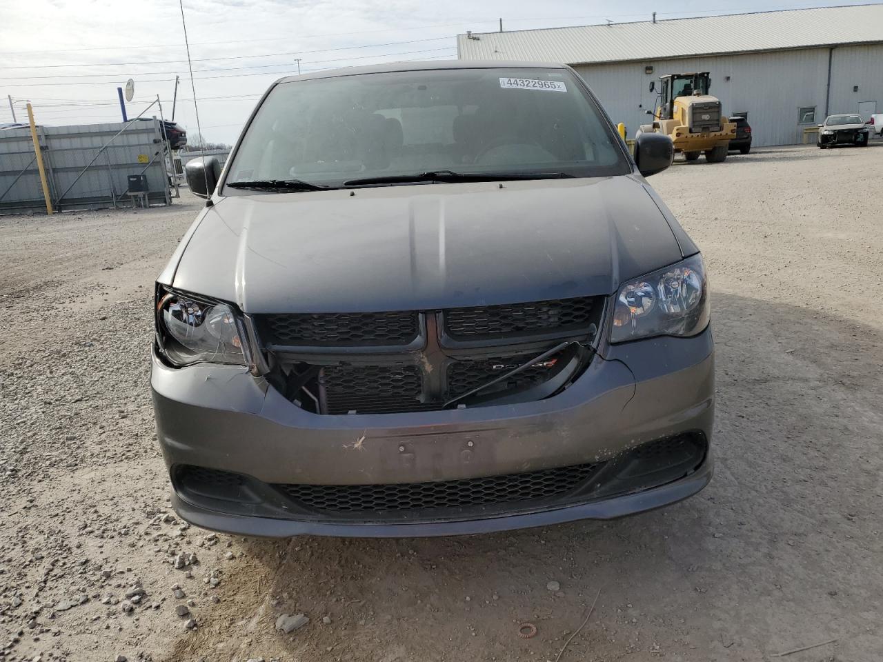 2016 Dodge Caravan VIN 2C4RDGBG3GR389098 Copart auction photo, front end damage thumbnail 5