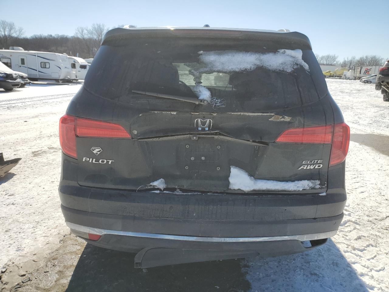 2016 Honda Pilot VIN 5FNYF6H06GB002601 Copart auction photo, rear end damage thumbnail 6
