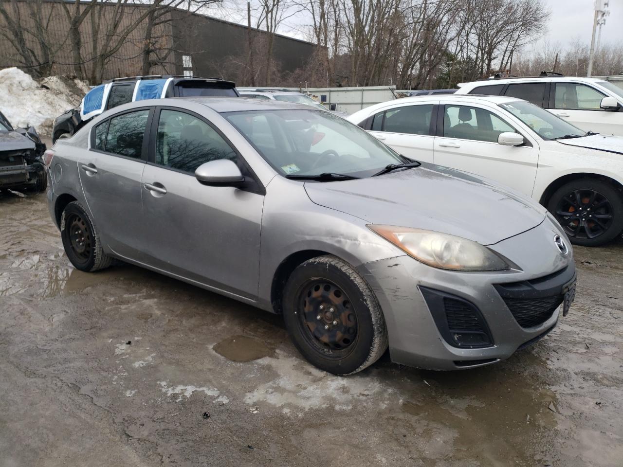 2011 Mazda 3 VIN JM1BL1UF9B1454040 Copart auction photo, minor dent/scratches damage thumbnail 4