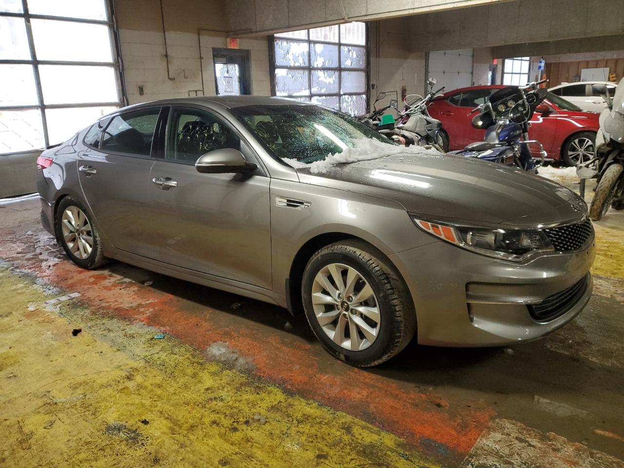 2018 KIA Optima VIN 5XXGU4L33JG273885 Copart auction photo, rear end / undercarriage damage thumbnail 4