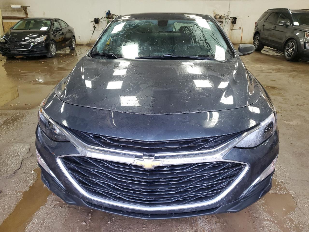 2019 Chevrolet Malibu VIN 1G1ZB5ST7KF199417 Copart auction photo, side / minor dent/scratches damage thumbnail 5
