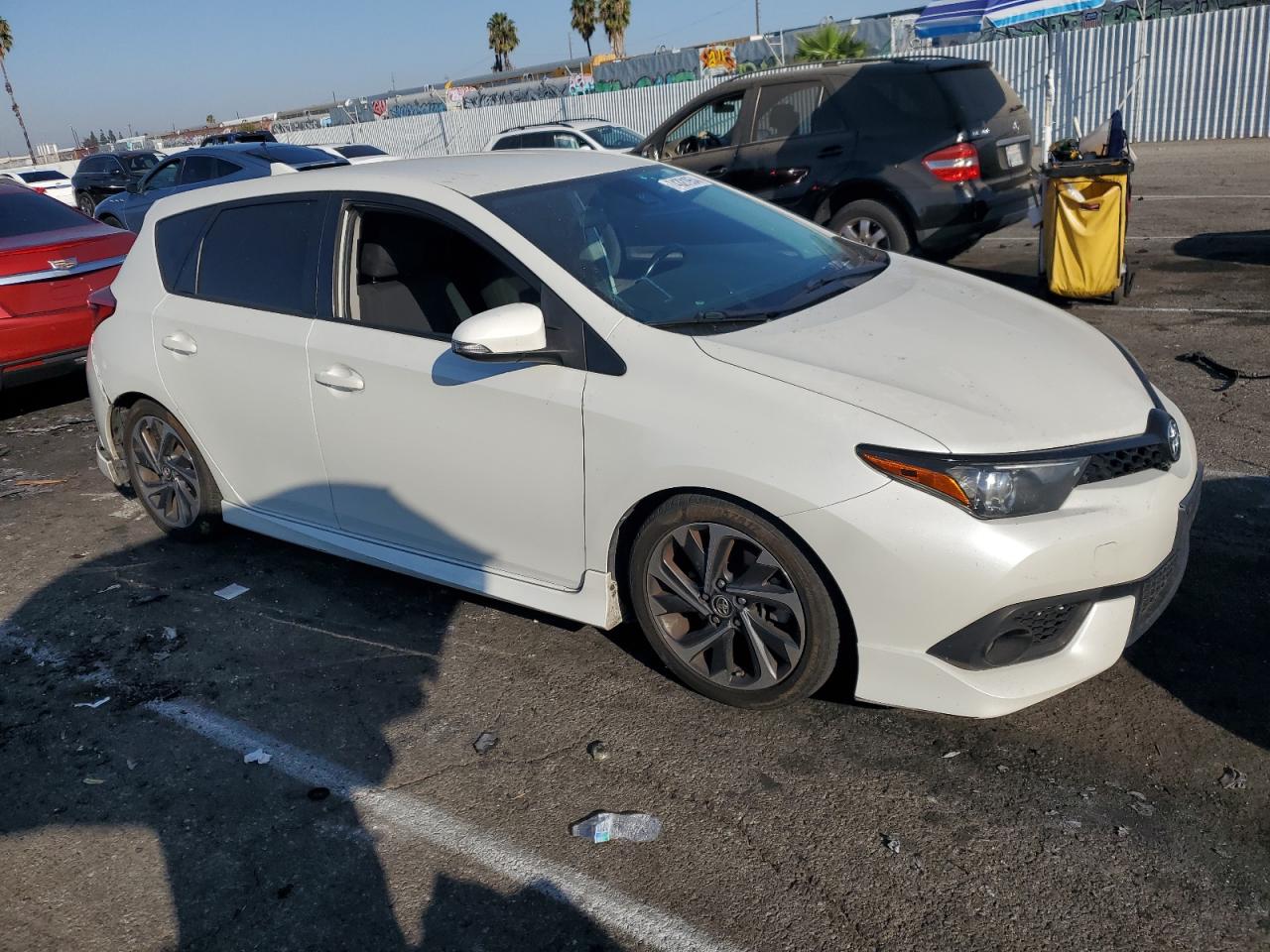 2018 Toyota Corolla VIN JTNKARJE3JJ558579 Copart auction photo, side / minor dent/scratches damage thumbnail 4