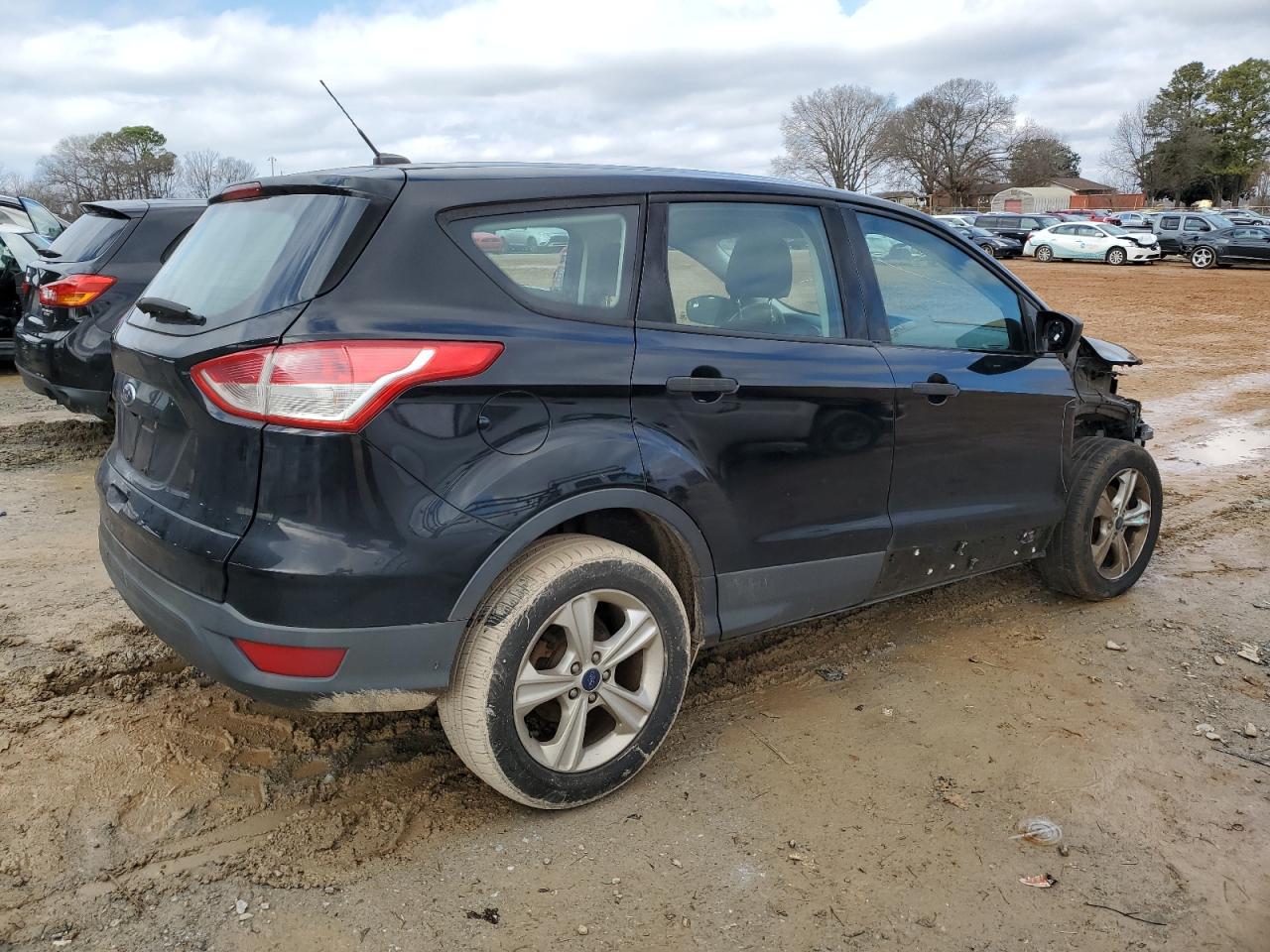 2016 Ford Escape VIN 1FMCU0F75GUA96163 Copart auction photo, front end / stripped damage thumbnail 3