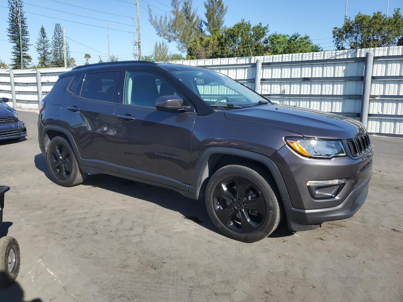 2019 Jeep Compass VIN 3C4NJCBBXKT676691 Copart auction photo, rear end / front end damage thumbnail 4