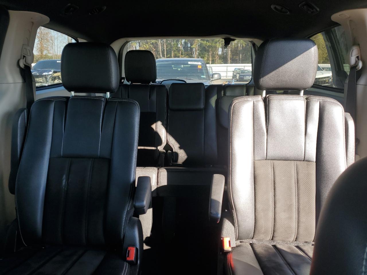 2019 Dodge Caravan VIN 2C4RDGCG4KR542238 Copart auction photo, front end damage thumbnail 10