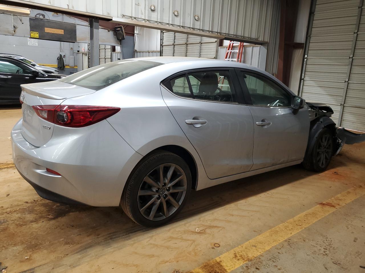 2018 Mazda 3 VIN 3MZBN1V38JM208156 Copart auction photo, front end / undercarriage damage thumbnail 3
