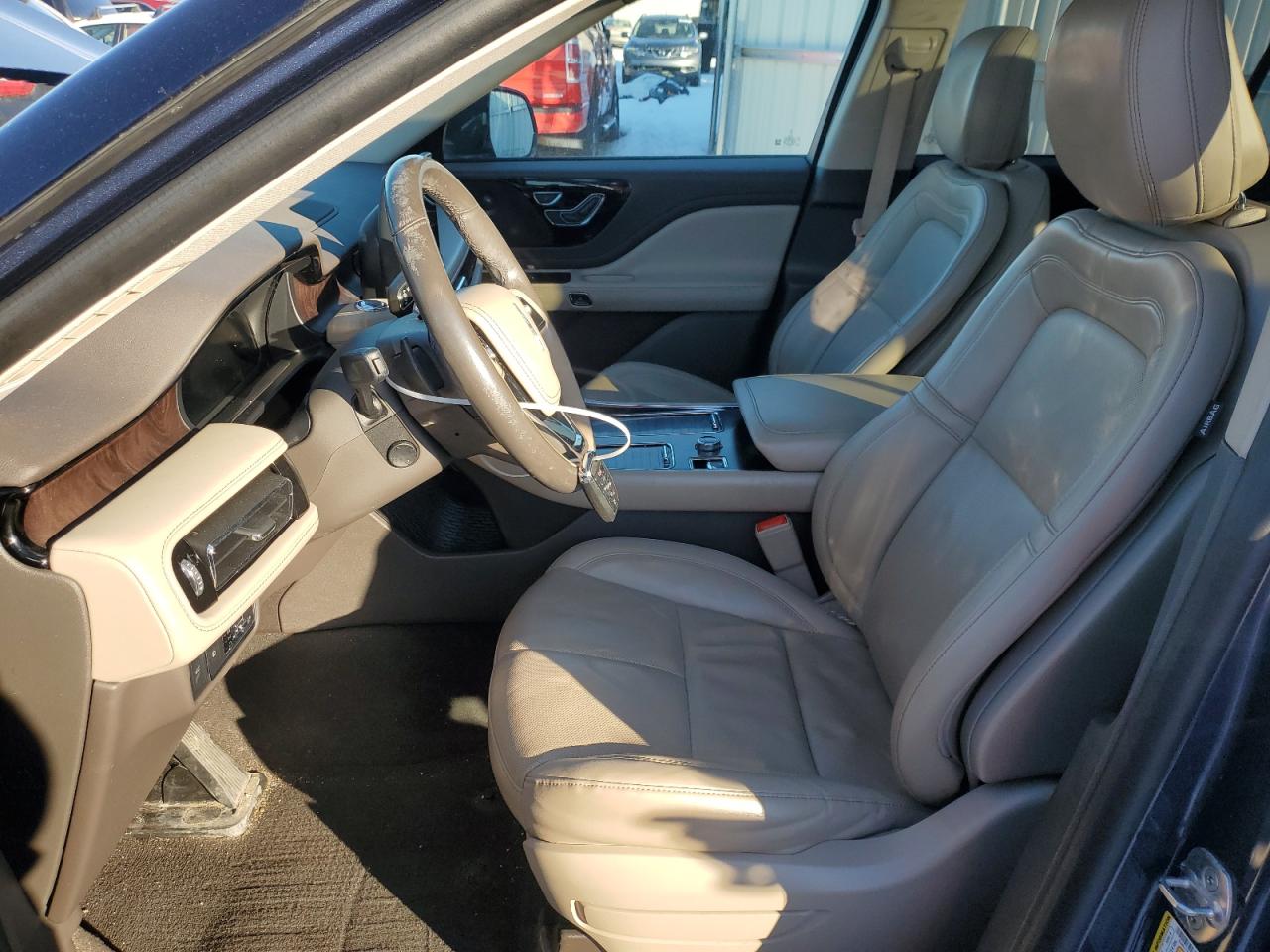 2020 Lincoln Aviator VIN 5LM5J7XC7LGL18763 Copart auction photo, front end damage thumbnail 7