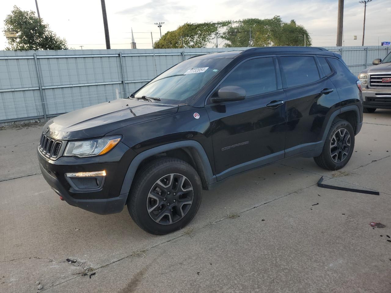 2019 Jeep Compass VIN 3C4NJDDB0KT671440