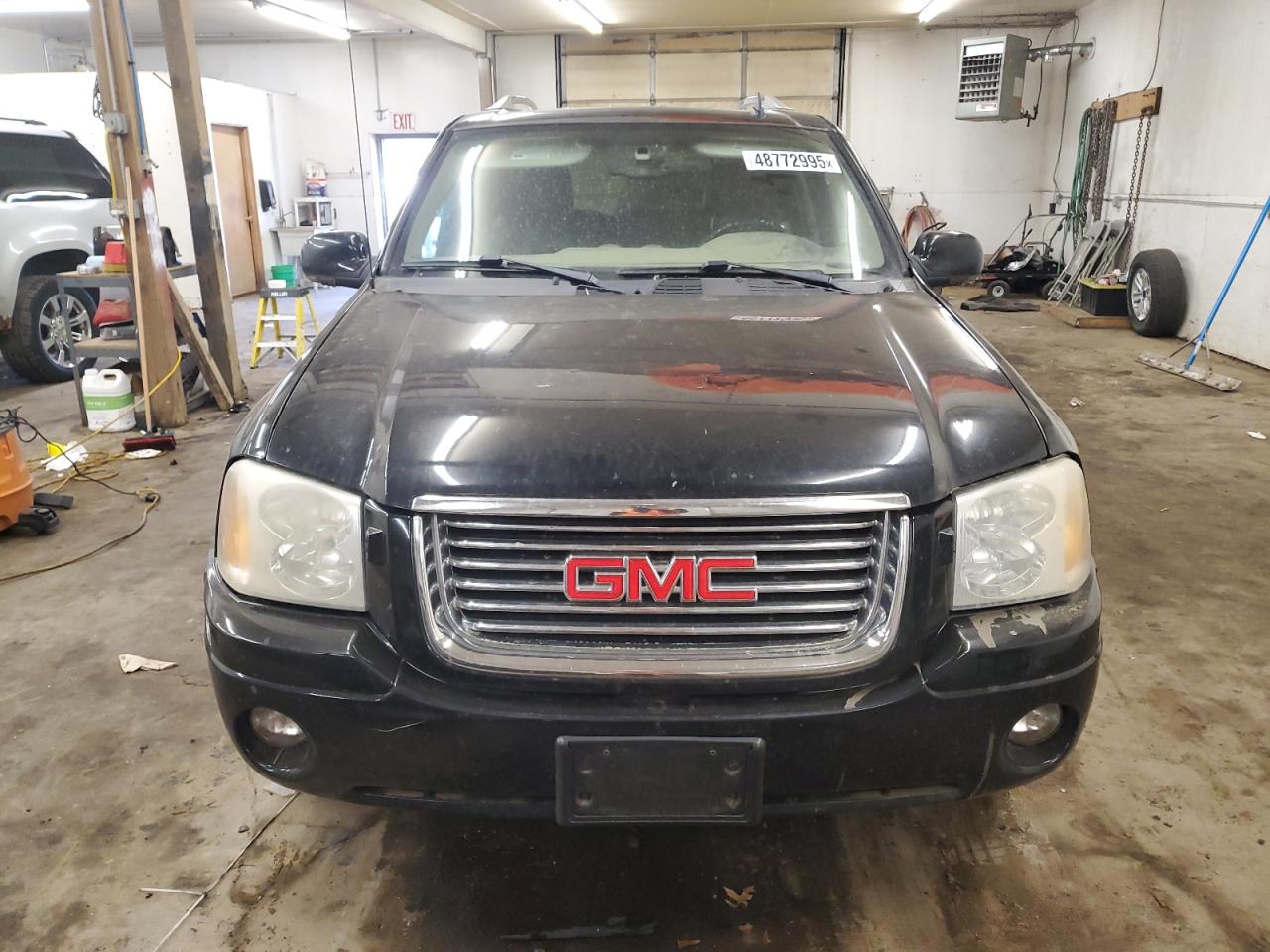 2008 GMC Envoy VIN 1GKDT13S882252269 Copart auction photo, side damage thumbnail 5