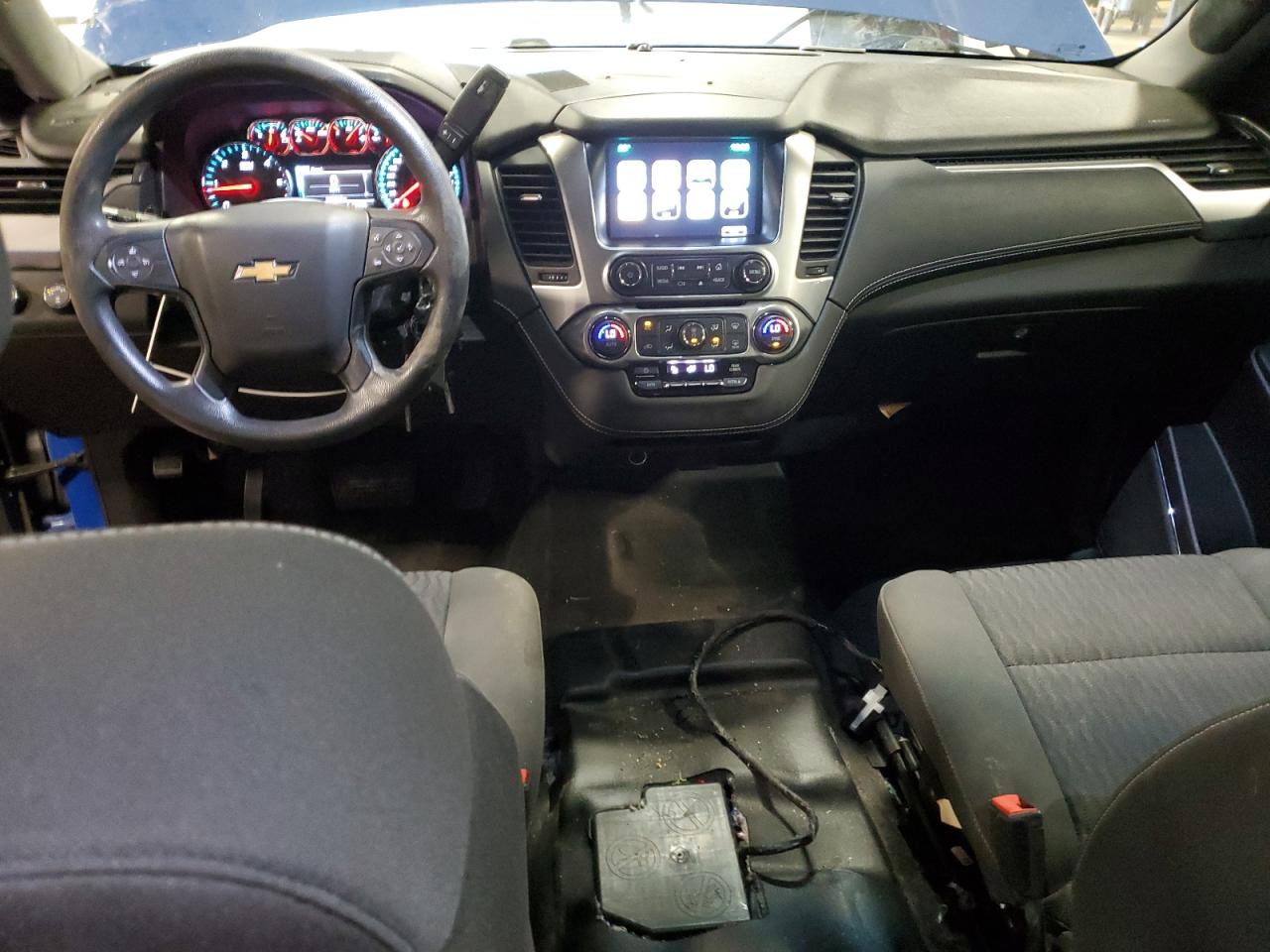 2018 Chevrolet Tahoe VIN 1GNSKDEC1JR317058 Copart auction photo, front end / side damage thumbnail 8