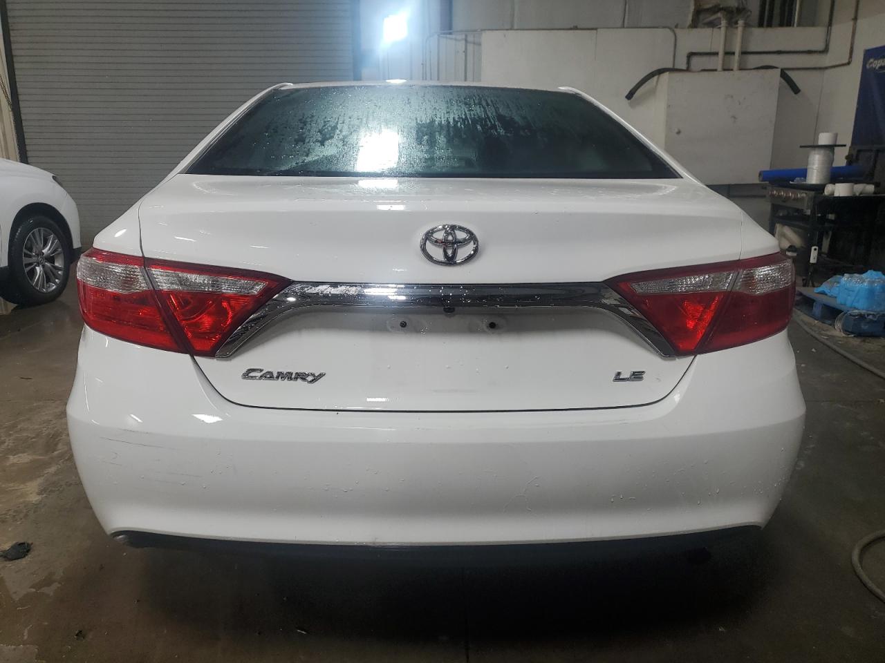 2016 Toyota Camry VIN 4T4BF1FK6GR565248 Copart auction photo, front end / side damage thumbnail 6