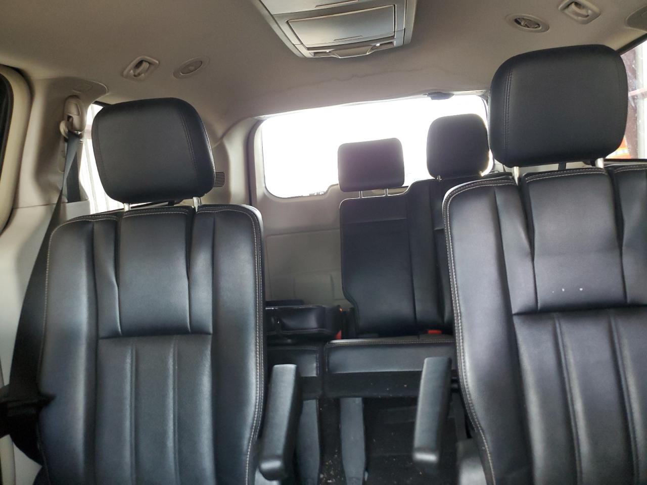 2012 Chrysler Town & Country VIN 2C4RC1BG4CR345508 Copart auction photo, front end damage thumbnail 10