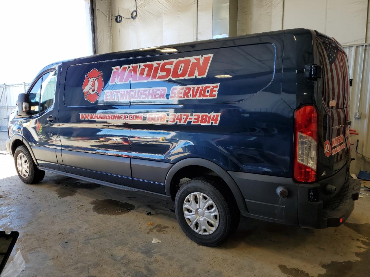 2017 Ford Transit VIN 1FTYE9ZM1HKB56479 Copart auction photo, rear end / minor dent/scratches damage thumbnail 2