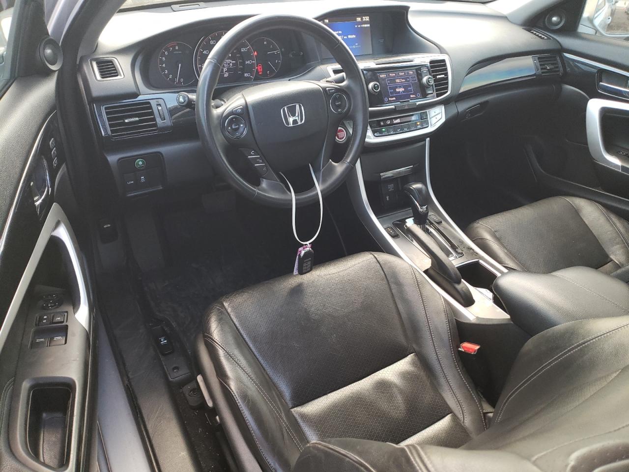 2015 Honda Accord VIN 1HGCT2B80FA000071 Copart auction photo, rear end / minor dent/scratches damage thumbnail 8