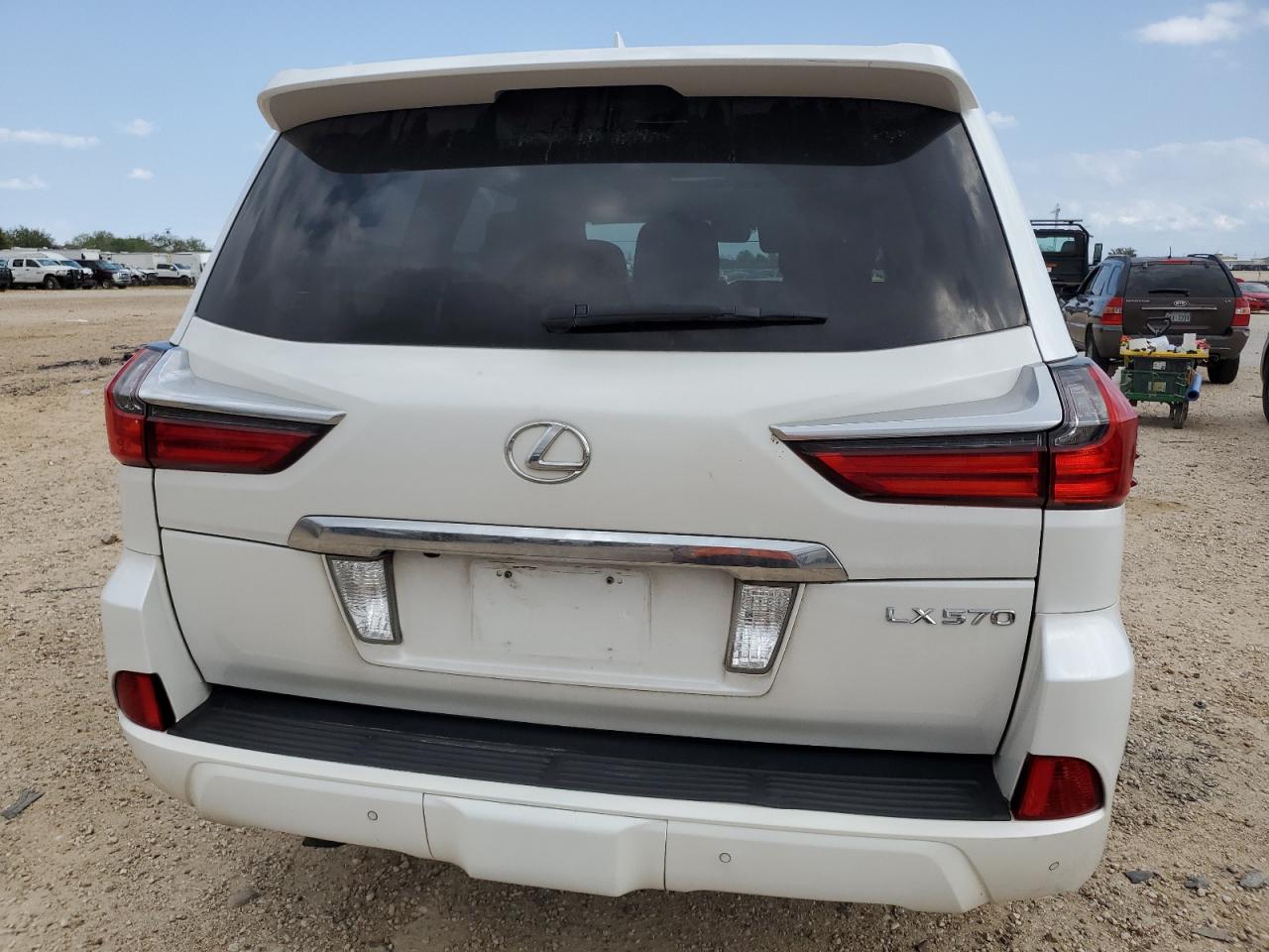 2017 Lexus LX VIN JTJHY7AX6H4239442 Copart auction photo, front end / side damage thumbnail 6