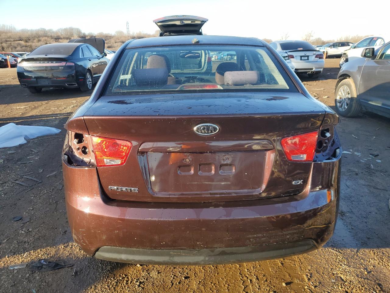 2010 KIA Forte VIN KNAFU4A27A5881691 Copart auction photo, rear end / side damage thumbnail 6