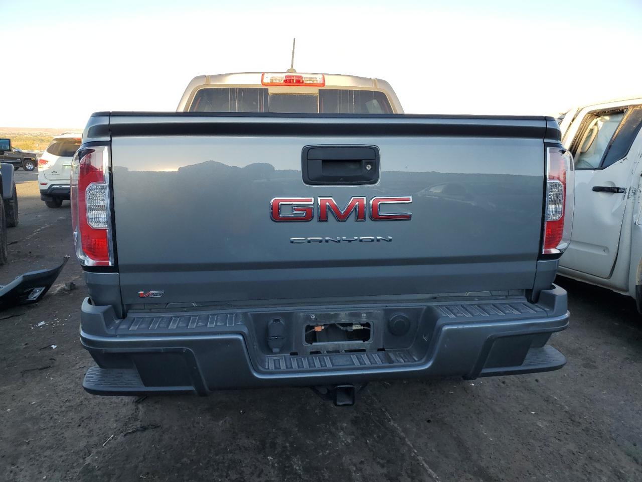 2021 GMC Canyon VIN 1GTG6CEN8M1199124 Copart auction photo, front end damage thumbnail 6