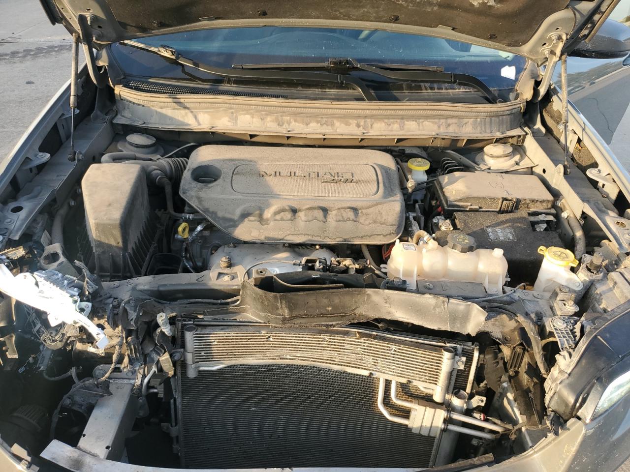 2020 Jeep Grand Cherokee VIN 1C4PJLLB3LD624379 Copart auction photo, front end / minor dent/scratches damage thumbnail 12