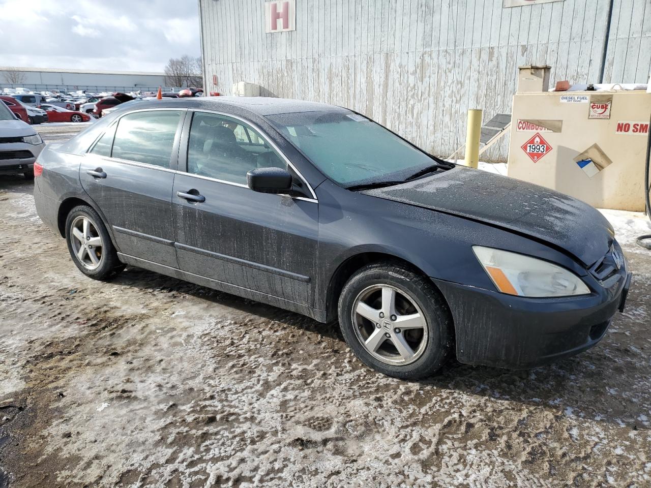 2005 Honda Accord VIN 1HGCM56805A010249 Copart auction photo, front end / rear end damage thumbnail 4