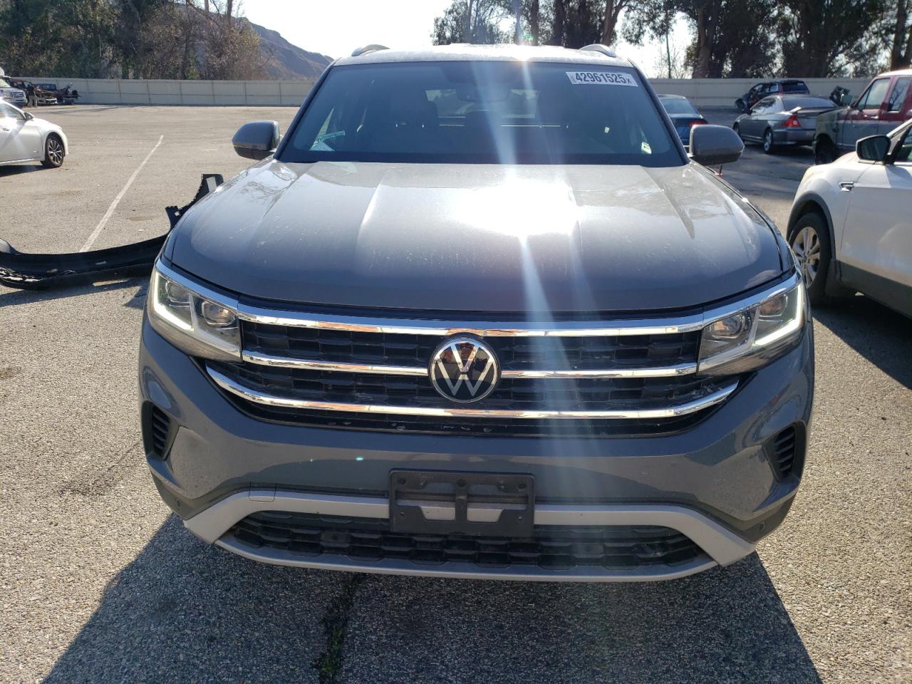 2020 Volkswagen Atlas VIN 1V2YE2CA2LC231570 Copart auction photo, rear end / side damage thumbnail 5