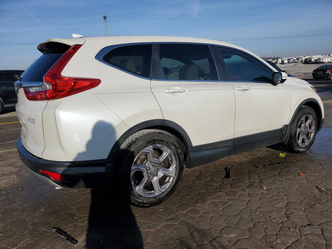 2017 Honda CR-V VIN 5J6RW1H5XHL008512 Copart auction photo, front end / minor dent/scratches damage thumbnail 3