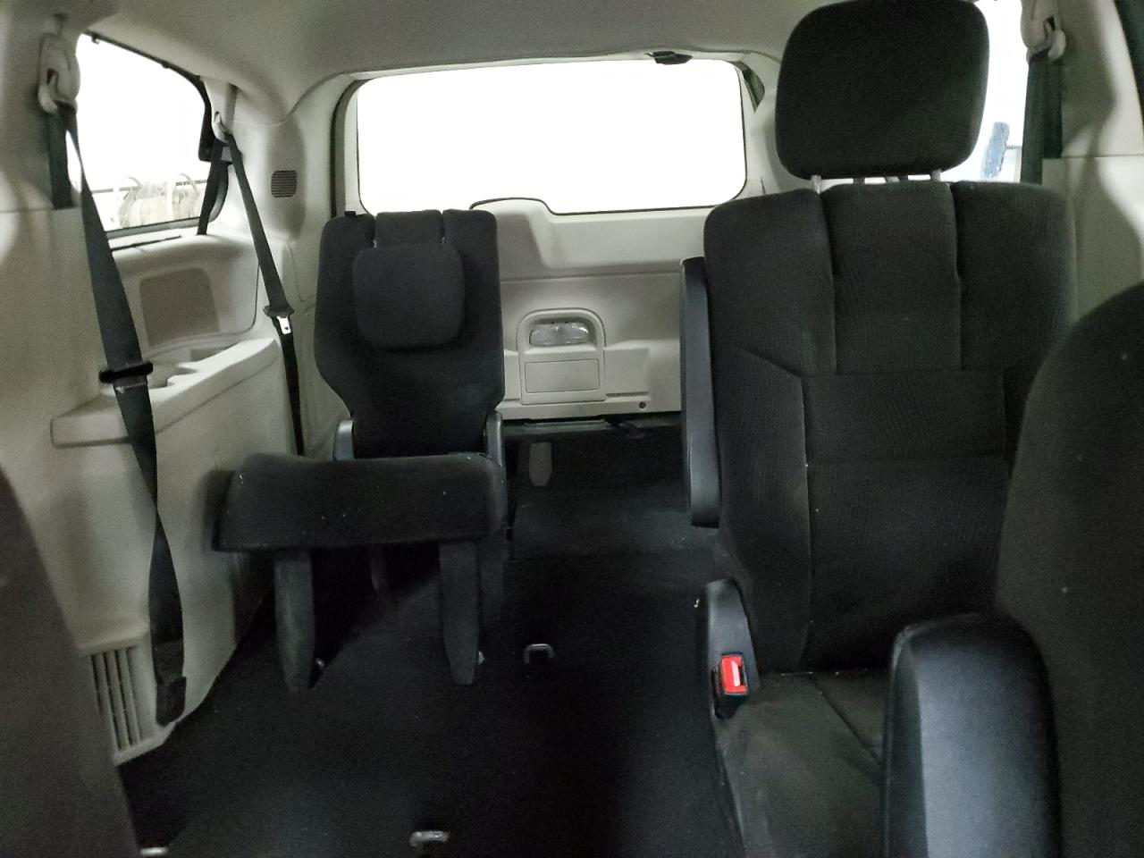 2013 Dodge Caravan VIN 2C4RDGCG3DR600987 Copart auction photo, front end / side damage thumbnail 10