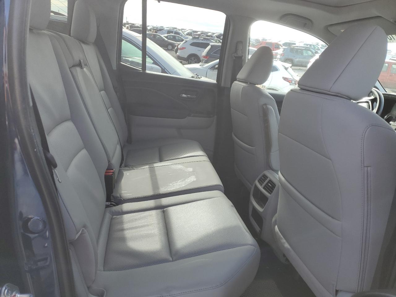 2018 Honda Ridgeline VIN 5FPYK3F77JB010683 Copart auction photo, water/flood / all over damage thumbnail 10